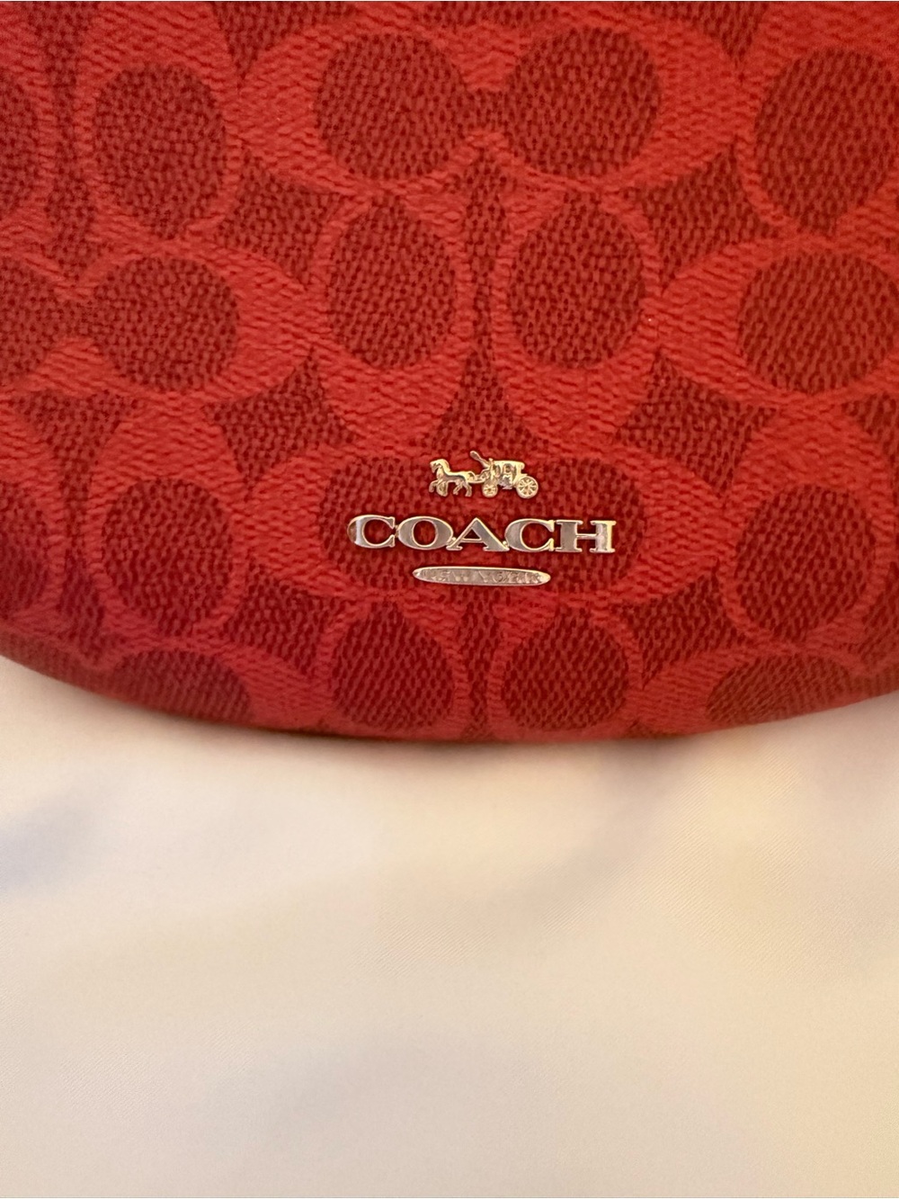 ♥️Coach NWT Crimson Red Signature Canvas Mini Payton Bag / Matching Card Case - Picture 3 of 9